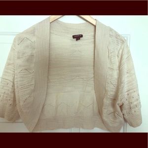 Torrid Size 1 Cream short sleeve open cardigan